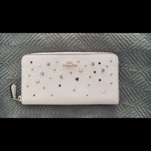 NWT Coach leather wallet